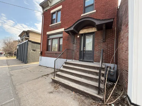 790 Bronson AVE, Dows Lake - Civic Hospital And Area, ON K1S 4G4