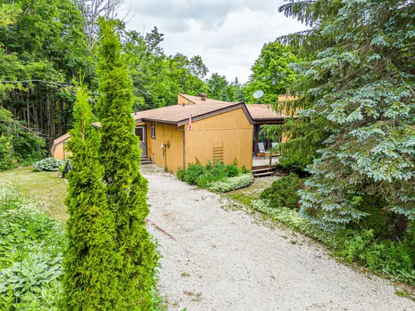 138 Kionontio TRL, Blue Mountains, ON L9Y 0R6