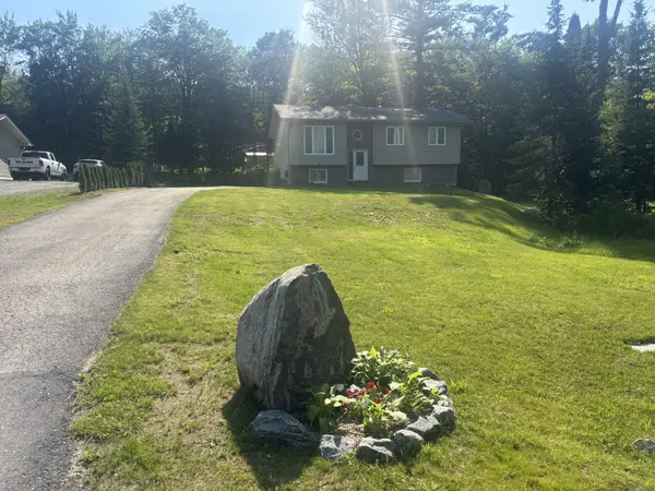 1036 Post RD, Bracebridge, ON P1L 1W9