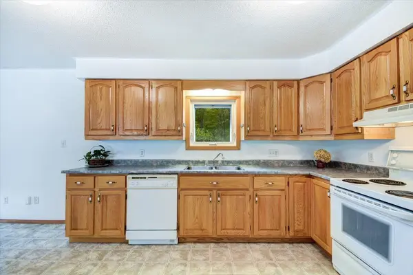 66 Hastings ST S, Bancroft, ON K0L 1C0