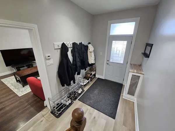 524 Frontenac ST, Kingston, ON K7K 4M1
