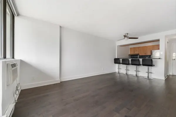 154 Nelson ST #902, Lower Town - Sandy Hill, ON K1N 7R5