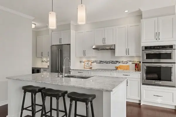 599 Rockrose WAY, Blossom Park - Airport And Area, ON K1T 3T8
