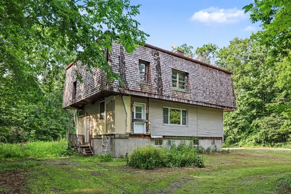 754 Townline RD, Rideau Lakes, ON K7A 4S5