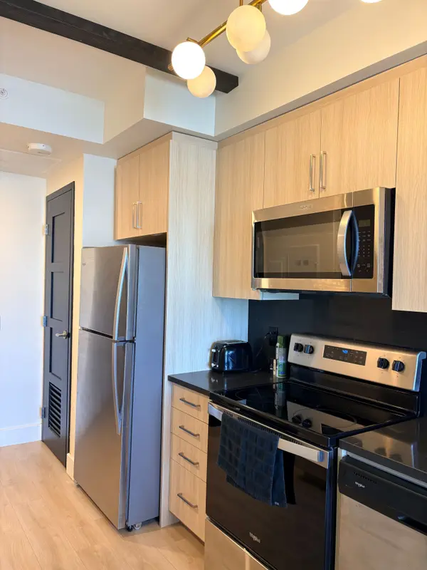 145 Columbia ST W #1001, Waterloo, ON N2L 0K7