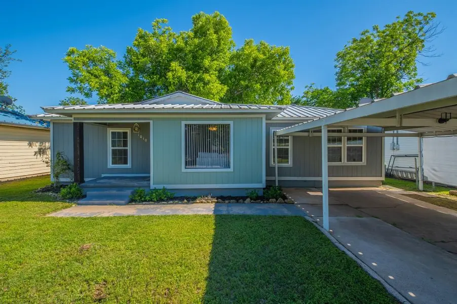 1010 SE 17th Street, Mineral Wells, TX 76067