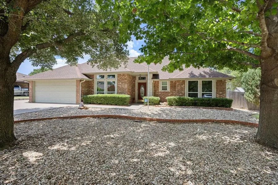 6316 Carrizo Drive, De Cordova, TX 76049