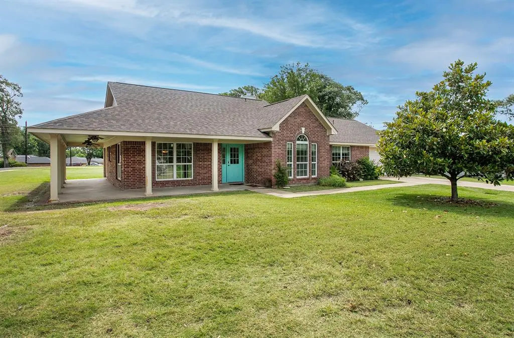 21750 Lakewood Lane, Chandler, TX 75758