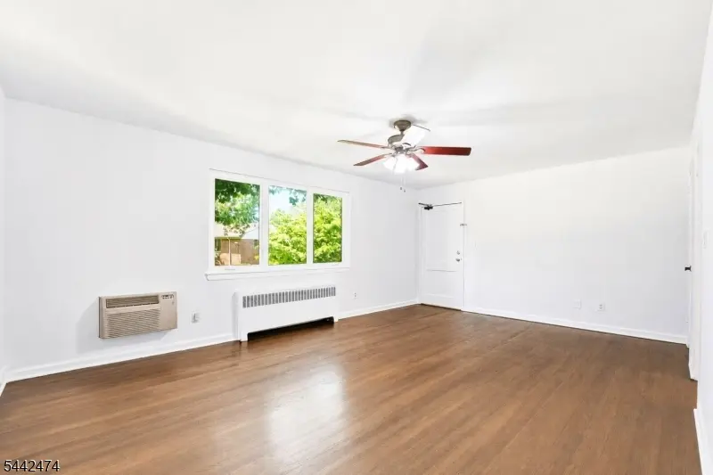 89D Troy Dr, Springfield Twp., NJ 07081