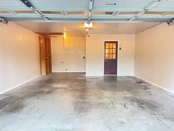 158 Poinsetta Circle, Terrell, TX 75160