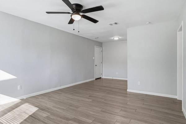 600 M L King Jr Boulevard, Athens, TX 75751