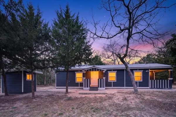 325 County Road 1211, Fairfield, TX 75840
