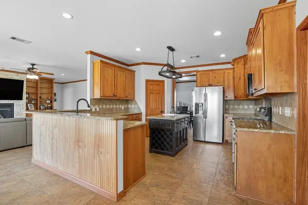 213 Audra Circle, Rhome, TX 76078