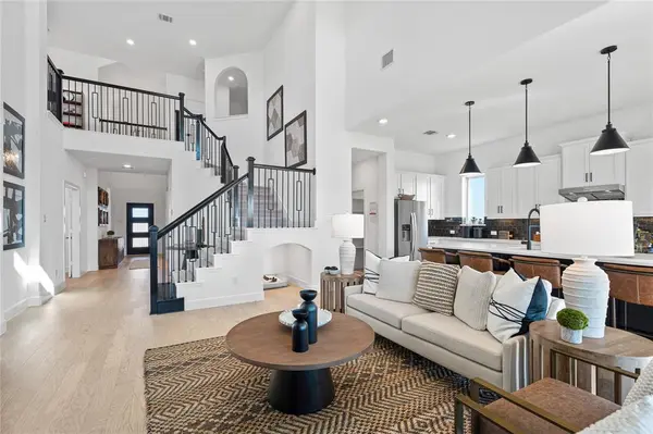 813 Anthem Lane, Forney, TX 75126