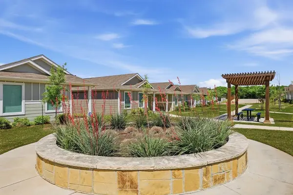 454 Eagle Wind Way, Ferris, TX 75125