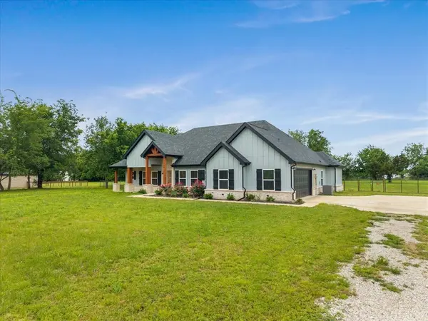 800 County Road 4108, Greenville, TX 75401