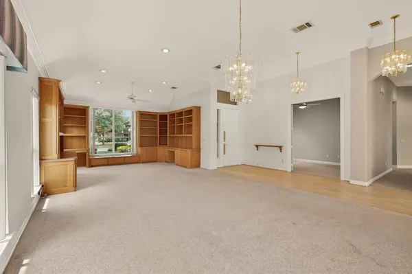 9313 Grandview Drive, Denton, TX 76207