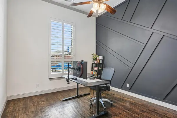 916 Champions Court, Roanoke, TX 76262