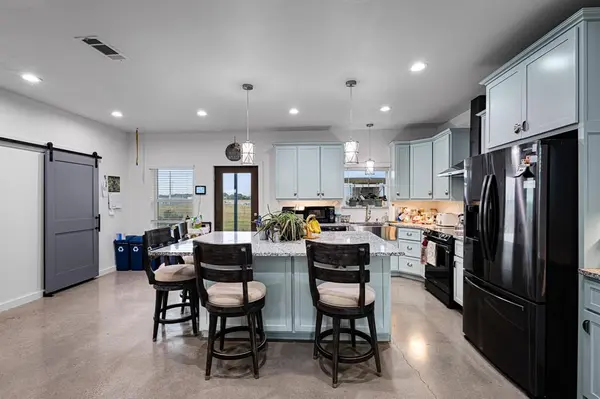 124 County Road 4511, Decatur, TX 76234