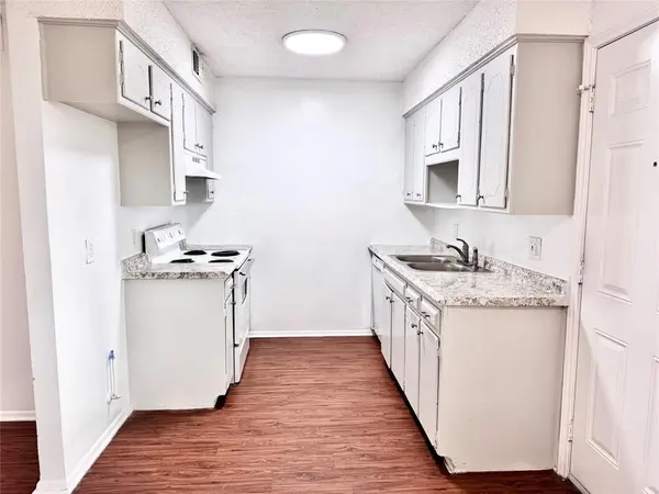 441 SW Thomas Street #D, Burleson, TX 76028