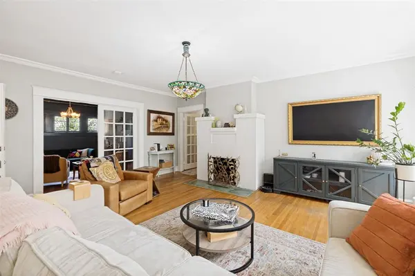 724 Lowell Street, Dallas, TX 75214