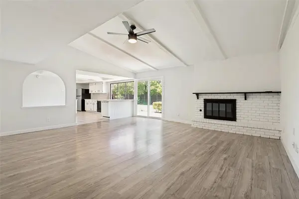 4931 S Colony Boulevard, The Colony, TX 75056