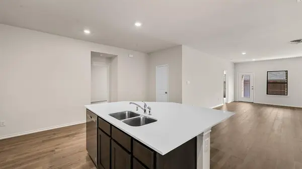 1802 Nestling Road, Crandall, TX 75114