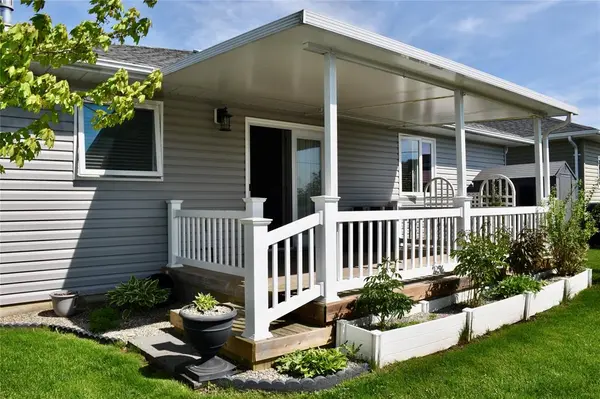 5600 BLACKWELL Sideroad #410, Sarnia, ON N7W 0A9