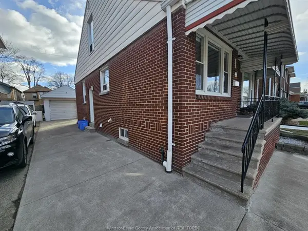 336 PARTINGTON Avenue, Windsor, ON N9B 2N5