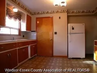 336 PARTINGTON Avenue, Windsor, ON N9B 2N5