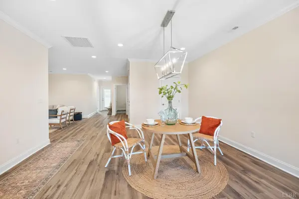 147 Villa Oak CIR, Bedford, VA 24523
