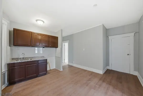 502 Stuyvesant Unit 2, Irvington Twp., NJ 07111
