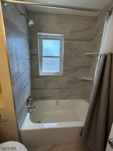429 W Broad St #1, Westfield Town, NJ 07090