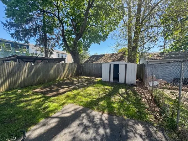 11 Lentz Pl, Irvington Twp., NJ 07111