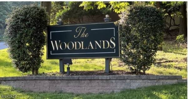 37 Giggleswick Way,  Edison Twp.,  NJ 08820