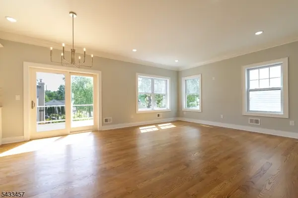 54 Navajo Ave, Parsippany-troy Hills Twp., NJ 07034