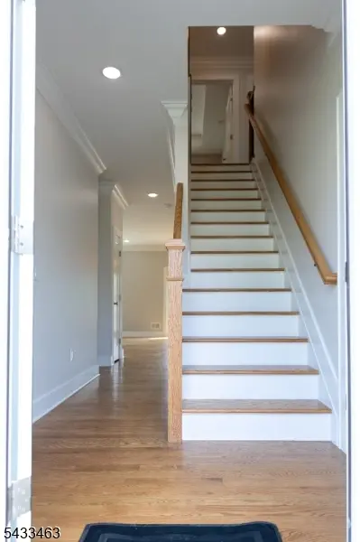 58 Navajo Ave, Parsippany-troy Hills Twp., NJ 07034