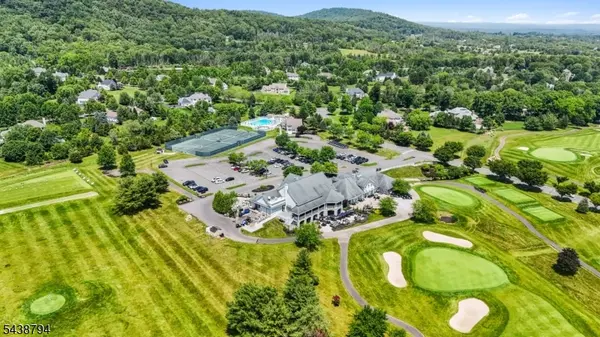 30 Dogwood Dr, Readington Twp., NJ 08889