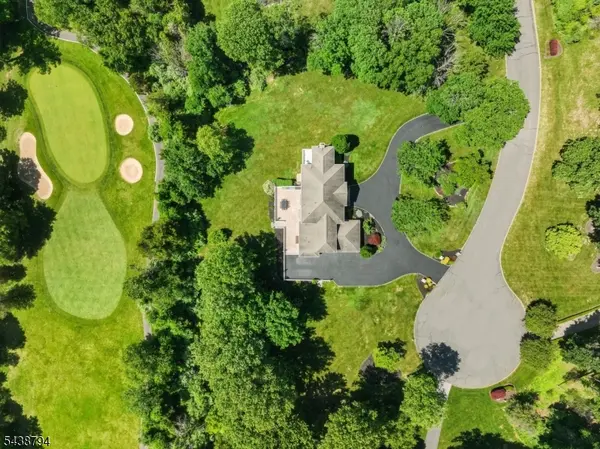30 Dogwood Dr, Readington Twp., NJ 08889
