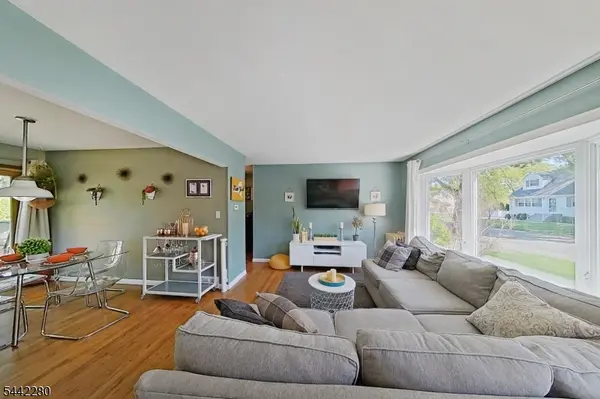 49 Parkway, Little Falls Twp., NJ 07424