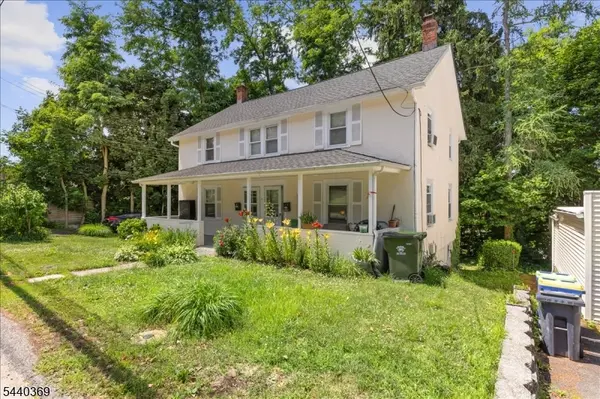 31 Center St, Bernardsville Boro, NJ 07924