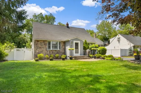 134 Marion Ct, Pompton Lakes Boro, NJ 07442