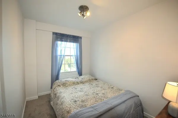 5 Roosevelt Pl #5C, Montclair Twp., NJ 07042