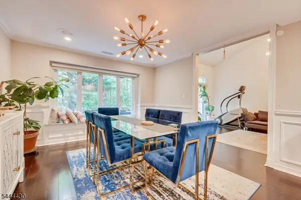 162 Coppertree Ct, Edison Twp., NJ 08820