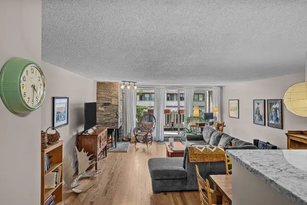 413 Marten ST #J, Banff, AB T1L 1G6
