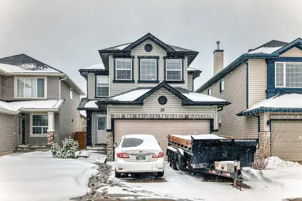 39 Saddleridge Close NE, Calgary, AB T3J4X2