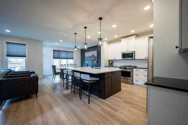 32 Ranchers MNR, Okotoks, AB T1S 0G5