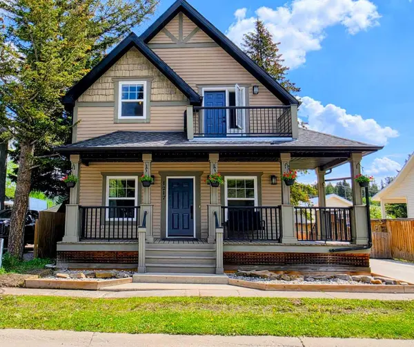 1217 83 ST,  Coleman,  AB T0K 0M0