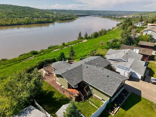 11514 101 ST, Peace River, AB T8S 1L9