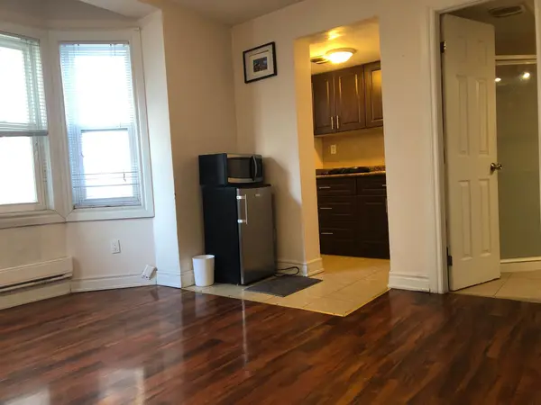 197 Dundas ST E #2B, Toronto C08, ON M5A 1Z4